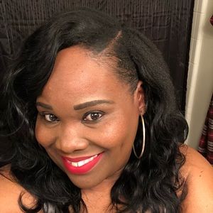 Meet your Posher, Yulanda